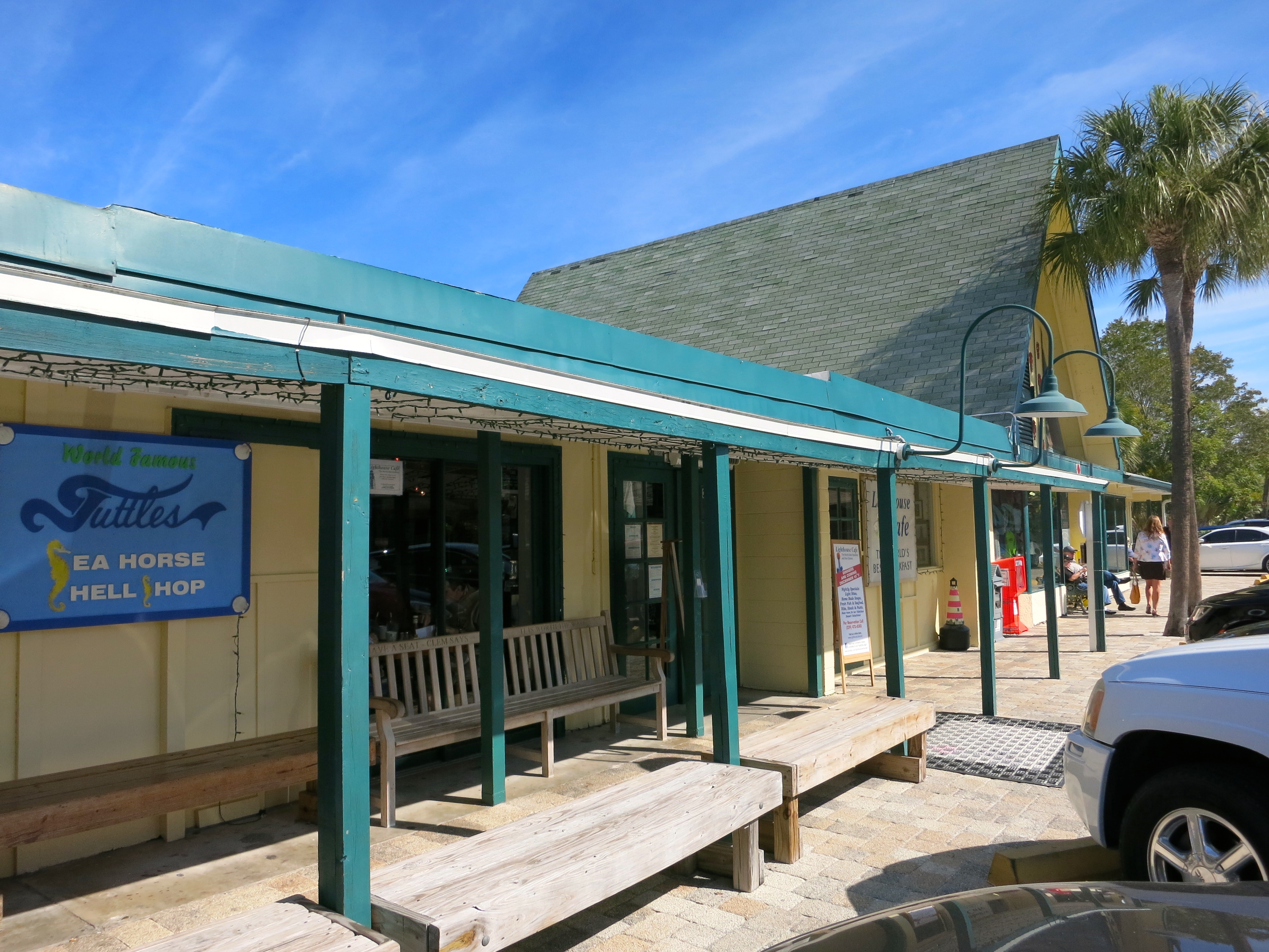 Lighthouse Cafe Day 10 of 100 Things to do on Sanibel